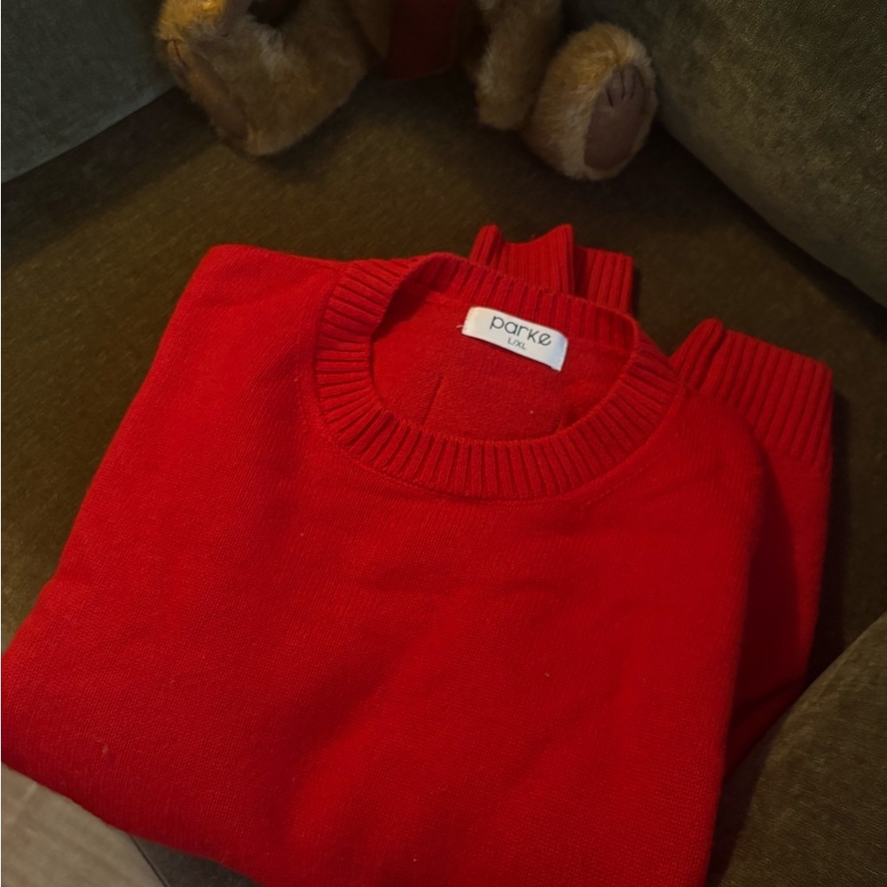Parke Women's Red Sweater L/XL